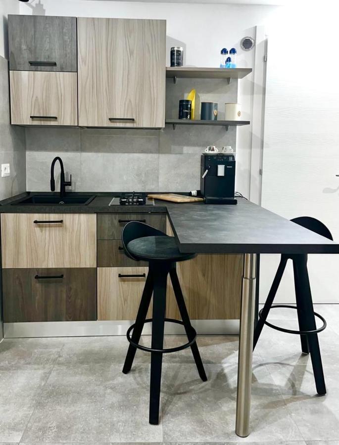 La Delizia Apartment Bari Bagian luar foto